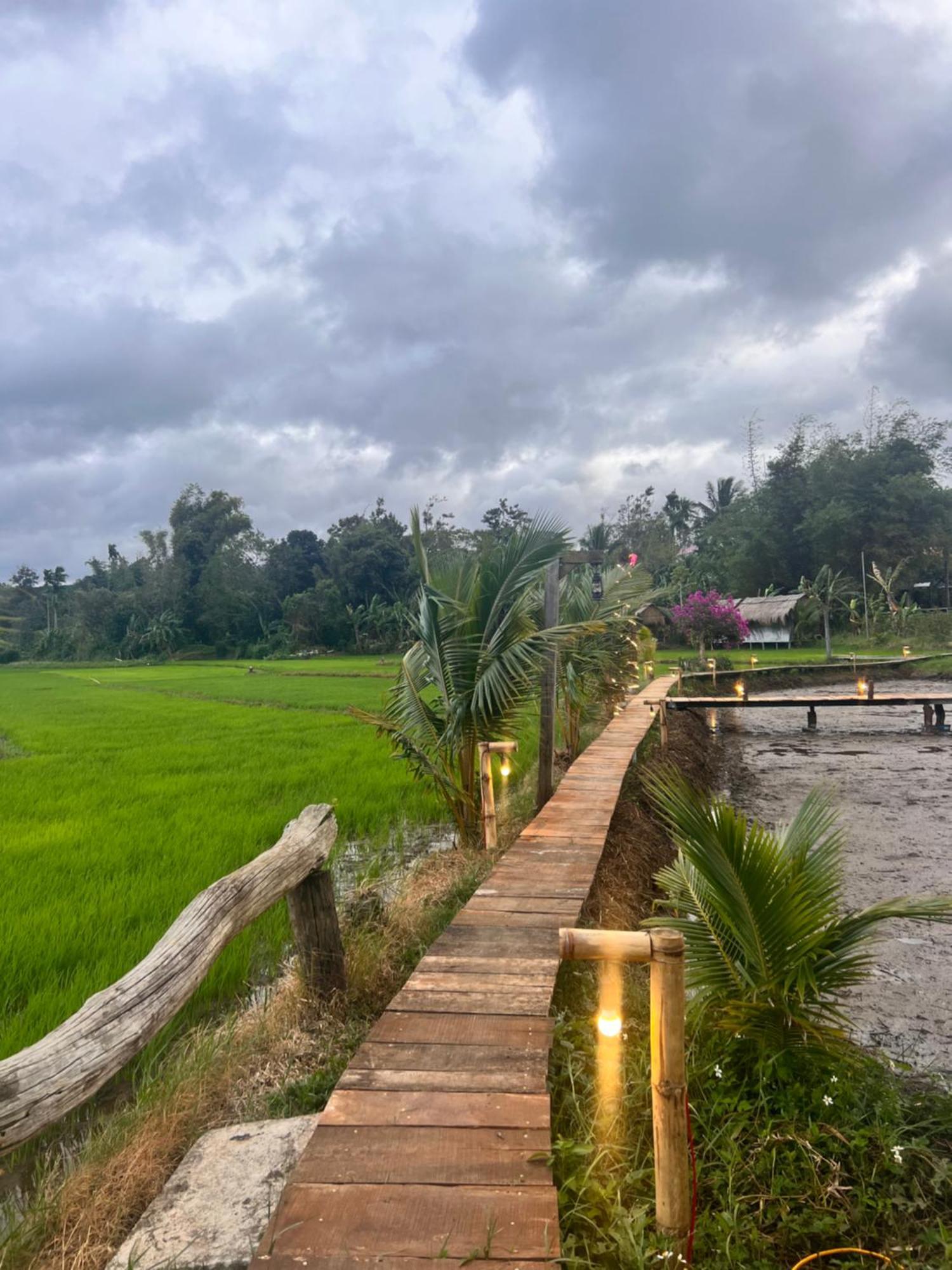 Hotel Komleo Farm Buôn Ma Thuột Esterno foto